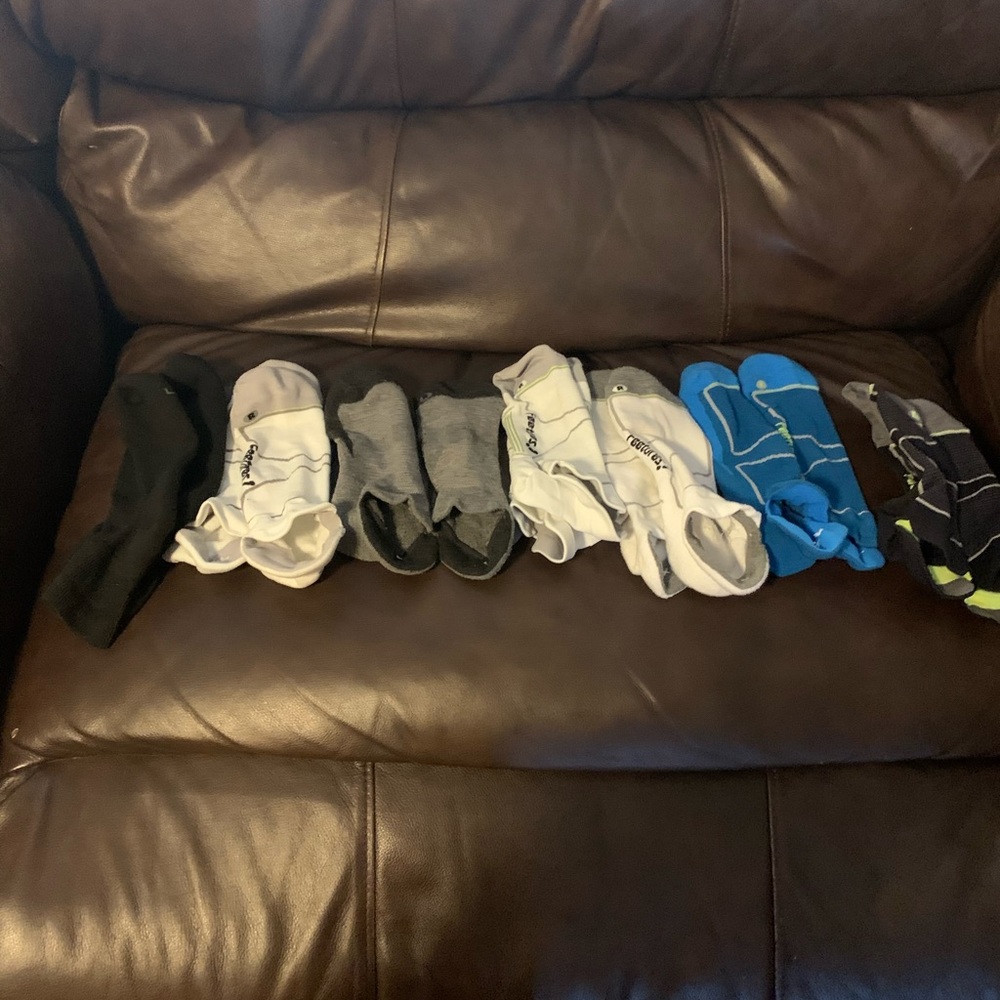 Feetures Elite socks XL & L 6 pairs & 1 pair Thera